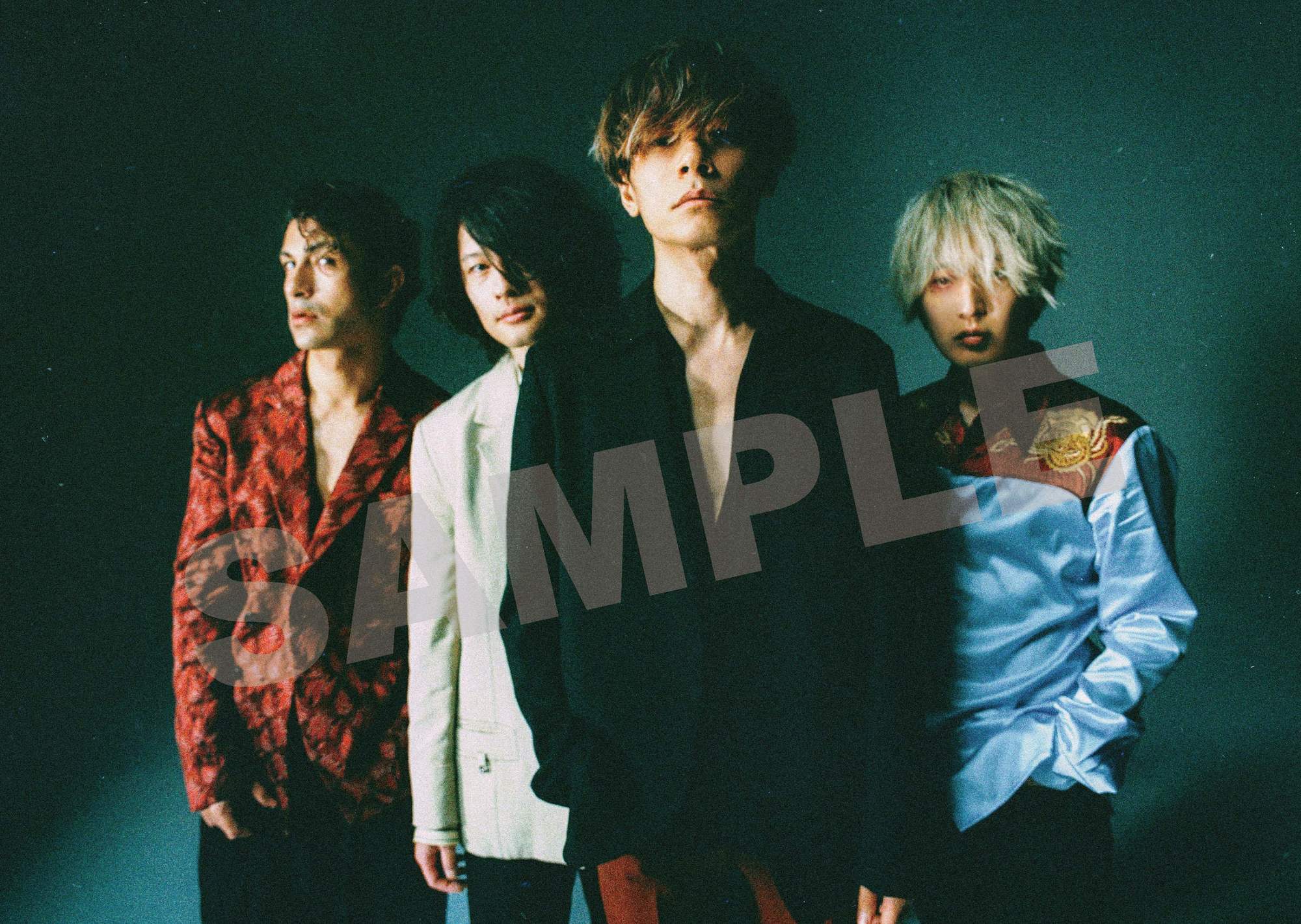 ALEXANDROSの雑誌、CD、ブルーレイのセット ALEXANDROSの雑誌、CD、ブルーレイのセット