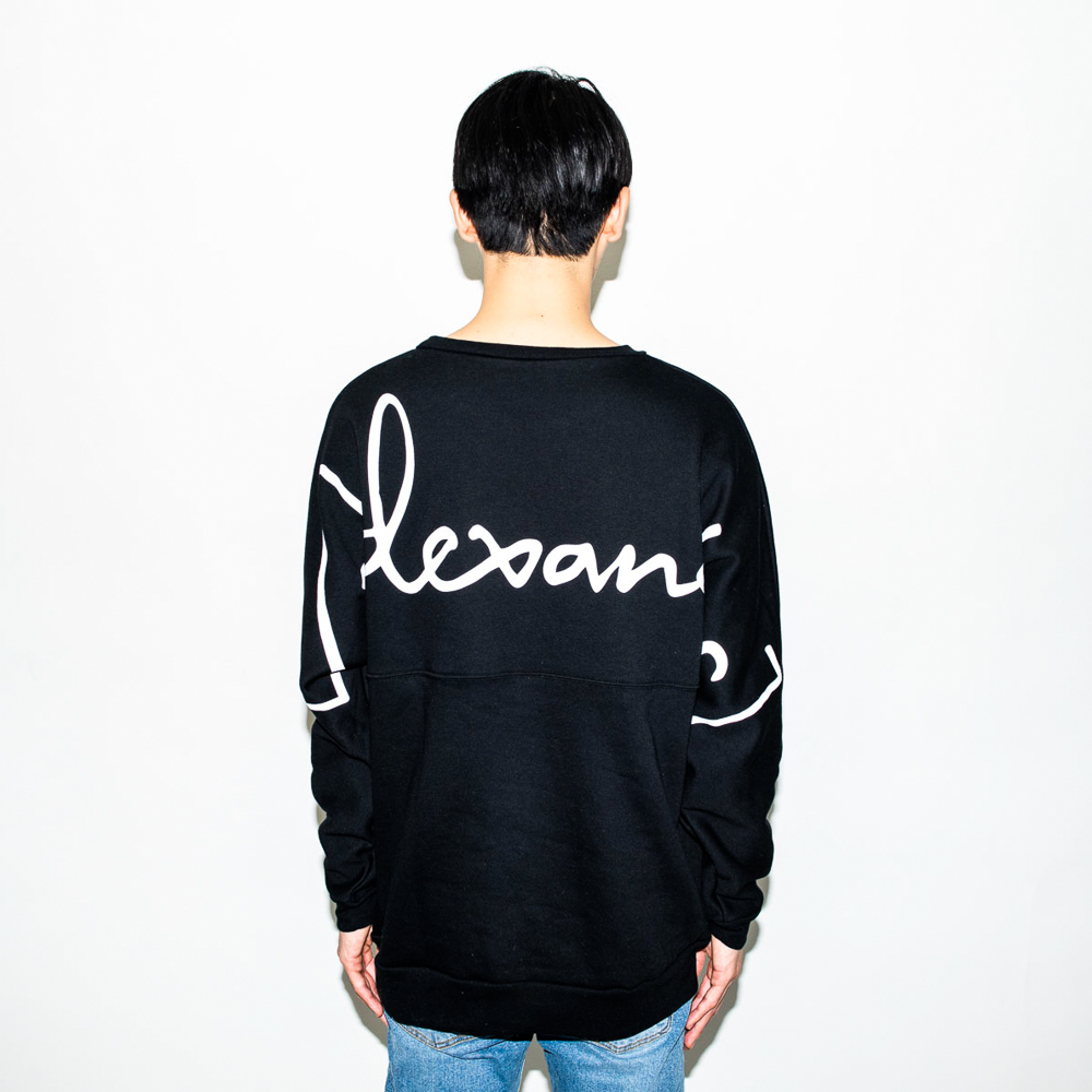 【NEW】Big Logo Sweatshirt(Black)