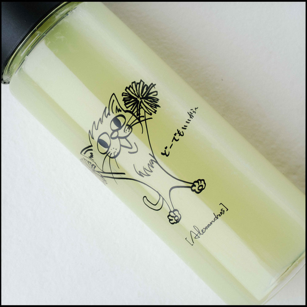 Dodemoiikara Cat Slim Clear Bottle