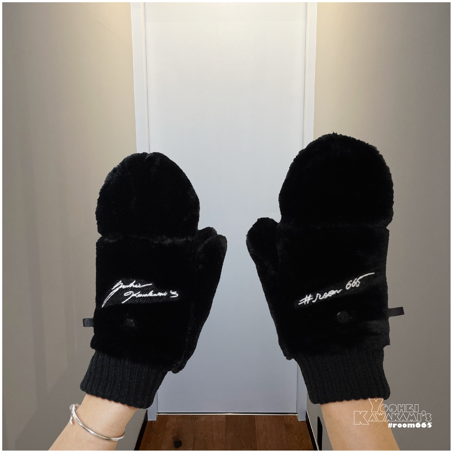 room665 2024 FUR GLOVES | [Alexandros] | ［Alexandros］Official Site