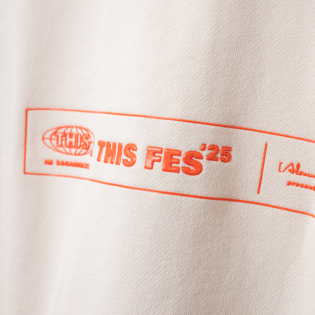 THIS FES '25 HOODIE (NATURAL)