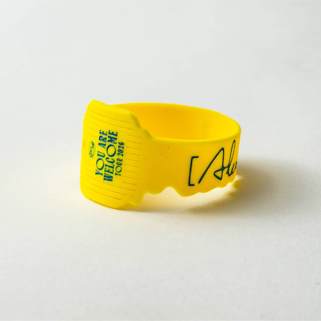 YAW TOUR  RUBBER BAND（2color）..会場販売価格:500円 　