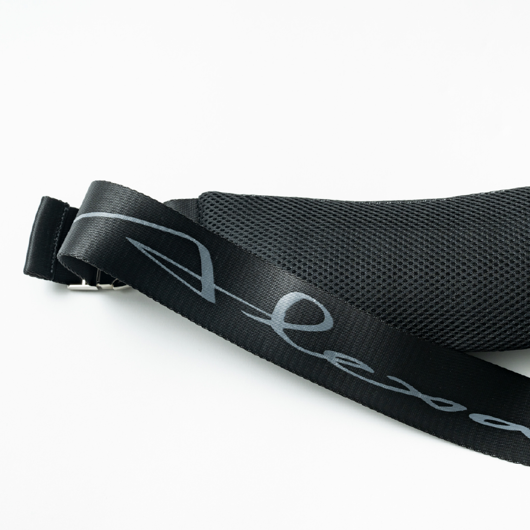 LOGO BELT BAG..会場販売価格:5,500円 　