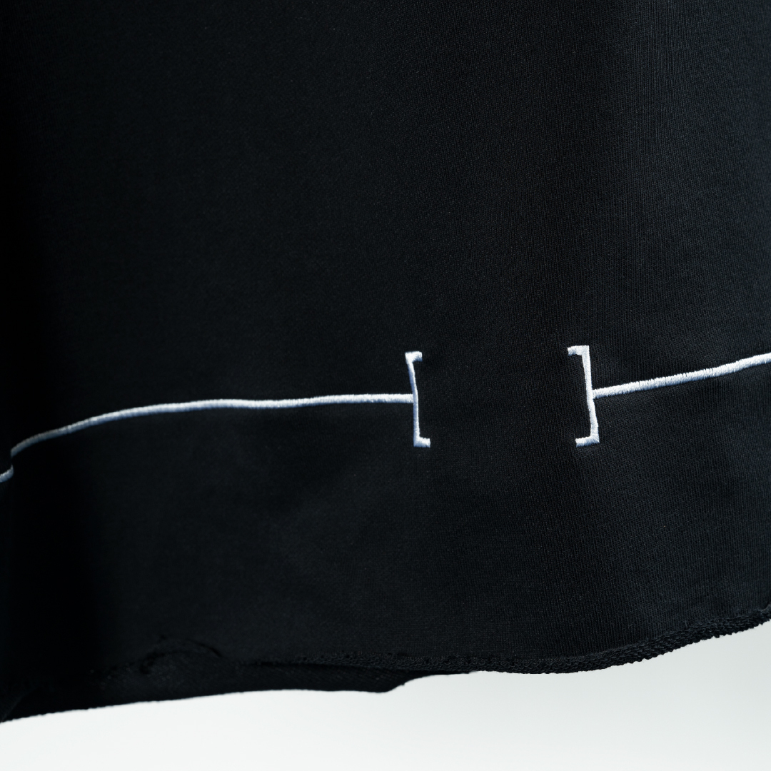 LOGO SHORT SWEAT PANTS..会場販売価格:7,000円 　